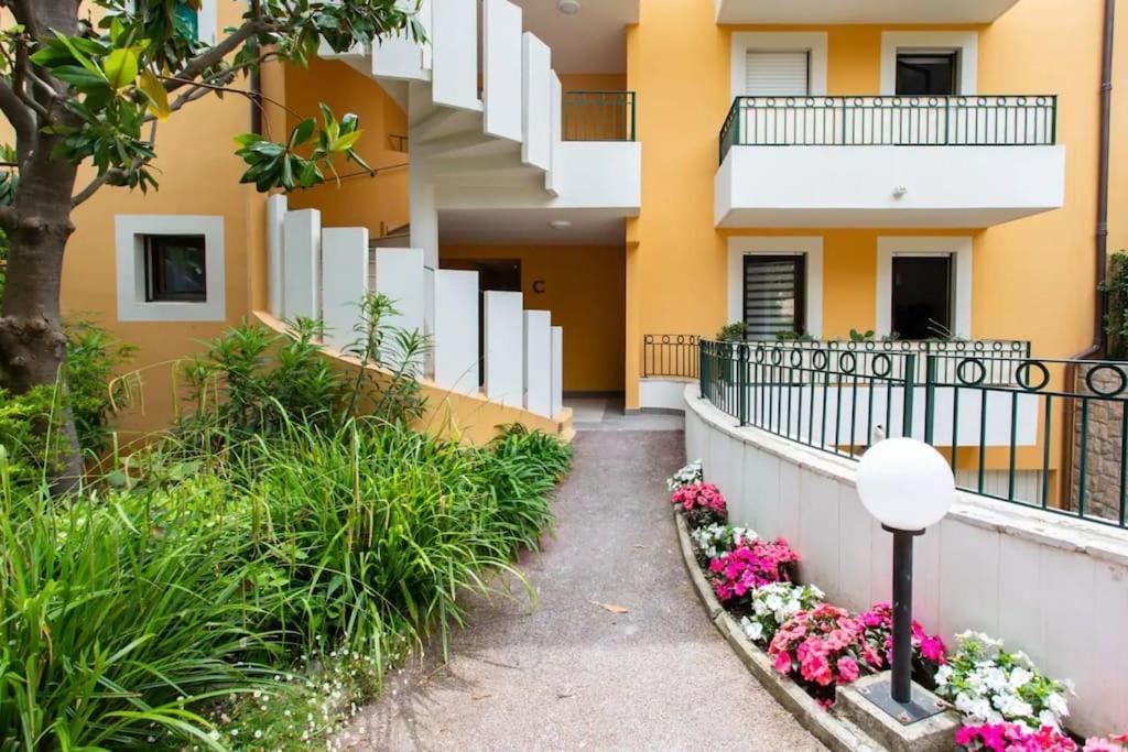 Saint Jean Cap Ferrat Grand Studio Avec Terrasse Екстериор снимка